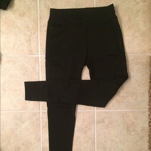 Leggings with black fishnet mesh